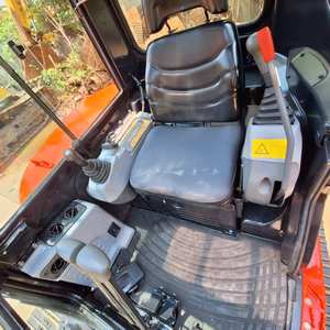 Mini petite pelle d'occasion Kubota rouge machine Kubota KX155 KX155-3 d'occasion pelle sur chenilles à vendre - Product Image 6