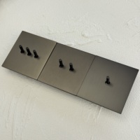 Applique murale grise moderne 86 avec interrupteur à bascule 1234 gangs, prise durable UK 13A, prise française européenne 16A, USB-C, design moderne en acier inoxydable