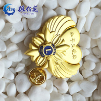 Badge de revers 3D personnalisé en métal émaillé plaqué or, design du fabricant chinois, logo Lion Club