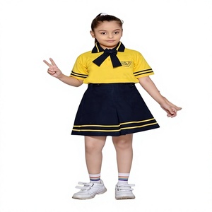 Uniforme Escolar Deportivo para Niños, Diseño Personalizado en Dorado, Camiseta y Falda con Ribete, 100% Algodón, Último Diseño de Diseñador - Product Image 1