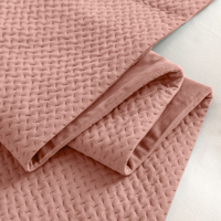Ensemble de literie de luxe rose décoratif pour lit King Queen, avec couvre-pieds et coussins, style hôtel étoilé