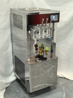 Distributeur professionnel de desserts glacés à 3 têtes pour gelato, slush, cocktails, yaourt fouetté