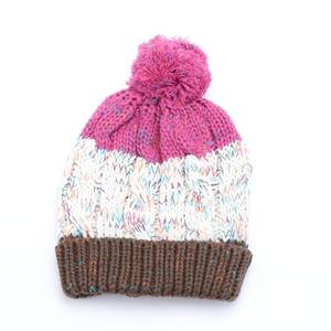 Chapeaux d'hiver tricotés de style coréen fournis par le fabricant, épaissis, en tricot torsadé jacquard à pois, vêtements chauds, masques - Product Image 1