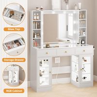 Coiffeuse blanche avec miroir Hollywood et armoire à éclairage RGB, table de maquillage intelligente avec plateau en verre et station de charge pour chambre à coucher