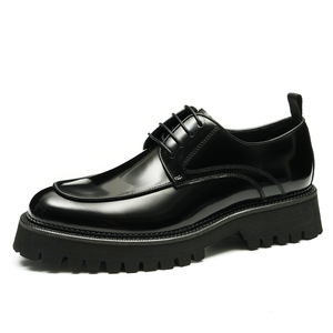 Nouvelles chaussures habillées en cuir pour hommes - chaussures habillées formelles en cuir de haute qualité à bout pointu et à lacets - Product Image 1