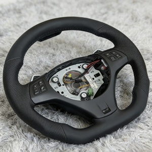 Volant en cuir pleine fleur pour <span class=keywords><strong>BMW</strong></span> Série E (E90, E60, E46, E92, M3, E87, E39, X5, E70, X6, E71, E82, E93, E36, E91) – Vente directe usine - Product Image 3