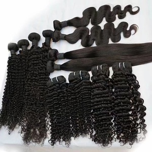<span class=keywords><strong>Extensiones</strong></span> de Cabello Humano Baratas al por Mayor: Paquetes de Cabello Indio Virgen Rizado Kinky <span class=keywords><strong>con</strong></span> Cutícula Alineada y Doble Trama - Product Image 5