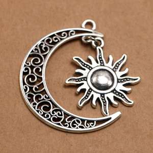 Pendentifs de bijoux creux en alliage de Zinc plaqué argent antique, différents styles au choix 40x30x2.1mm 1668204 - Product Image 1