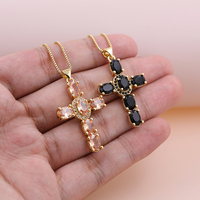 Pendentif croix en zircone cubique multicolore plaqué or 18 carats Hip Hop hommes femmes collier scapulaire religieux catholique