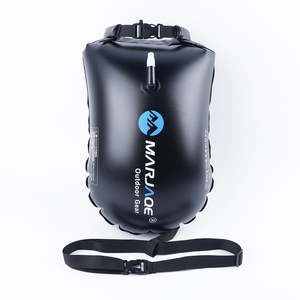Pvc 28l gonflable étanche sauvetage airbag pour l'entraînement <span class=keywords><strong>de</strong></span> <span class=keywords><strong>natation</strong></span> en toute sécurité sac sec remorquage flotteur eau ouverte <span class=keywords><strong>natation</strong></span> bouée sécurité - Product Image 4