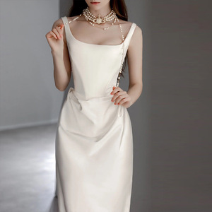 Nueva <span class=keywords><strong>boda</strong></span> Simple Fishtail Restauración Antiguo Simple Salir Hilo Cola pequeñ<span class=keywords><strong>a</strong></span> Nuevo diseño Vestido de noche de alta calidad - Product Image 4