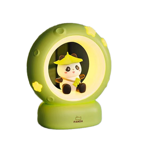Veilleuse LED flottante Star Moonlight en ABS, forme mignonne d'animal de compagnie, astronaute, kawaii, cadeau de Noël ou d'anniversaire pour la chambre des enfants - Product Image 1