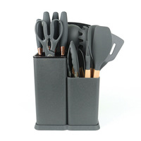 Set de 19 pièces Set d'ustensiles de cuisine Set de rangement de planche à découper en silicone avec manche en bois Seau Couteau Outil de cuisine