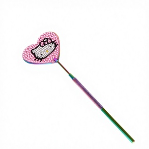 RISI Espejo de Maquillaje Metálico al por Mayor, Herramientas para Pestañas, Espejo con Mango de Diamantes Hello Kitty para Extensiones de Pestañas, Proveedor - Product Image 5