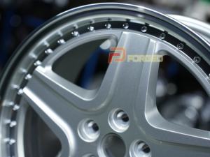 Jantes en alliage monobloc forgées sur mesure pour <span class=keywords><strong>Ferrari</strong></span> 360 575M 296 GTB 458 F12 488 296 F8 ROMA F355 348 Purosangue SF90 Portofino 812 - Product Image 5