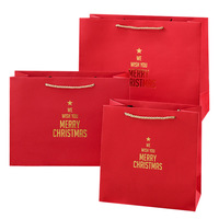 Boîtes cadeaux de Noël rouges festives en stock, boîtes d'emballage pour écharpe et tasse isotherme, boîtes cadeaux vides pour pommes de la veille de Noël