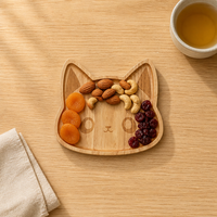 Assiette en bois de caoutchouc en forme de tête de chat mignonne faite à la main pour enfants et tout-petits, pour servir des collations, des fruits et des desserts, assiette en bois écologique