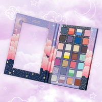 Emballage de palette de fards à paupières en carton rigide recyclable, avec logo personnalisé en relief, revêtement UV et laminage mat