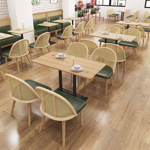 Ensemble de table et de chaises de salle à manger de style thaïlandais moderne en bois massif, conçu pour les cafés, les restaurants, les hôtels, les cantines - Product Image 3