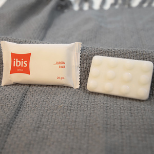 Savon d'hôtel bon marché OEM avec emballage différent - Product Image 3