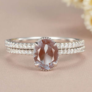 แหวนเงินแท้ 925 ประดับด้วยพลอยควอตซ์มูนสโตนธรรมชาติทรงรีเจียระไน แหวนแต่งงานมูนสโตนธรรมชาติ - Product Image 4