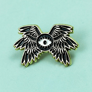 Spilla Personalizzata a Forma di Occhio Celeste a Sei Ali, Distintivo in Metallo Verniciato a Forno per Abbigliamento e Zaino, Accessorio Retro per Petto - Product Image 2