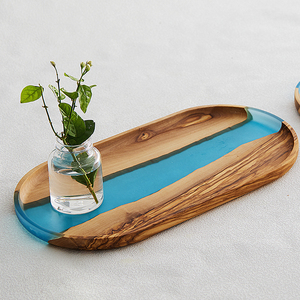 Bandeja de servicio de madera de olivo y resina con forma de pasarela hecha a mano al por mayor de casa natural para aperitivos, café, té, bebida - Product Image 2