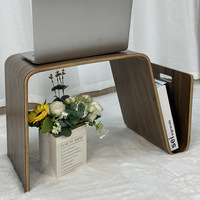 Table basse en bois massif courbé de style nordique minimaliste, forme artistique créative, pour appartement, hôtel, salon, avec porte-revues