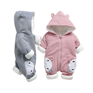 Encuentre el mejor fabricante de ropita para bebe varon y ropita para bebe  varon para el mercado de hablantes de spanish en alibaba.com