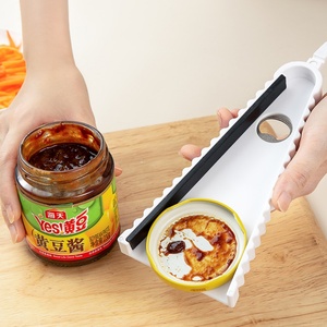 Creative Vegetable Peeler Bottle Opener Potato Peeler Grip Pop Can Lid Can Opener Tool with <b>Rubber</b> <b>Strip</b> - Product Image 6