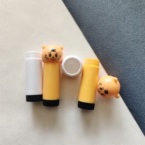 <span class=keywords><strong>P</strong></span>-LAN Lager 100 Stück Gelb weiß rund leer Lippenbalsam Behälter individualisierte Eigenmarke leeres Lippenbalsam Röhren - Product Image 6