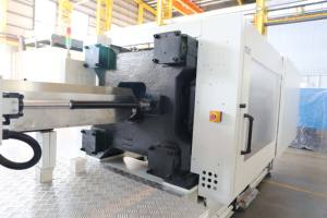 Machine de moulage par <span class=keywords><strong>injection</strong></span> entièrement automatique de haute précision pour bâtonnets de test de grossesse <span class=keywords><strong>HCG</strong></span> en ABS/PC/PET avec composants d'engrenage - Product Image 5