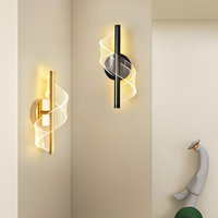 Lampu Dinding Akrilik Modern Bentuk Sekrup Kreatif untuk Ruang Tamu, Lampu Dinding Desainer Personal untuk Samping Tempat Tidur