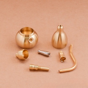 Embout de tuyau de <span class=keywords><strong>gourde</strong></span> en laiton avec filtre pour tuyau pour <span class=keywords><strong>homme</strong></span>-Artisanat en métal - Product Image 3