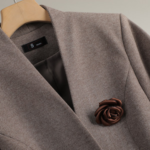 Women's Woolen Blazer Solid Color Anti-Wrinkle Pocket Design Autumn Winter Style GDX1803 - Product Image 4