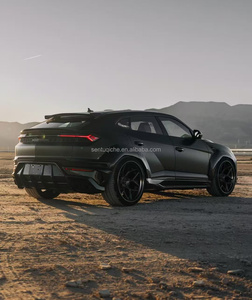 ชุดแต่งคาร์บอนไฟเบอร์สำหรับ Lamborghini Urus SE รุ่น 1016 สไตล์  ประกอบด้วยลิ้นกันชนหน้า ดิฟฟิวเซอร์ สปอยเลอร์ ซุ้มล้อแบบไวด์บอดี้ สภาพใหม่ - Product Image 2
