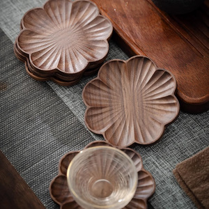 Soporte para taza de té con forma de flor de madera maciza, almohadilla de aislamiento térmico de color nogal, alfombrillas de estilo chino nuevo - Product Image 1