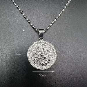 Collier pendentif Saint George Tueur de Dragons en acier inoxydable, bijoux hip-hop pour hommes, plaqué or, charme rond incrusté de diamants - Product Image 4