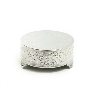 Soporte para pasteles de aluminio de calidad superior, diseño fabuloso, color plateado, expositor para dulces y chocolates al mejor precio. - Product Image 1