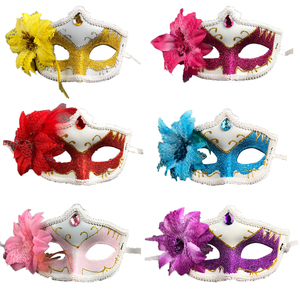 قناع نصفي لامع مزين بالكريستال بتصميم فينيسي للحفلات التنكرية وحفلات الزفاف وأعياد الميلاد - Product Image 1