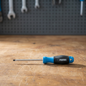 Fervi Electrician Giravite Apppendible <b>Screwdriver</b> 200mm Length 4mm Bit 0.05kg Lightweight Convenient and Easy to Use - Product Image 2