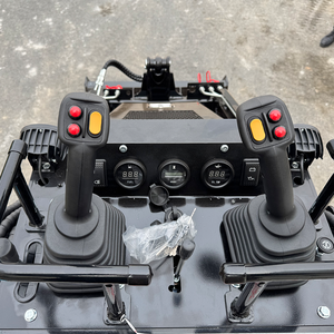 Mini-chargeuse compacte à direction par dérive, directement de l'usine, 25 CV, 35 CV, moteur <span class=keywords><strong>Kubota</strong></span>, petite chargeuse compacte à direction par dérive pour la maison et le jardin - Product Image 2