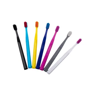 Cepillo de dientes ultra suave colorido personalizado 6500 filamentos cepillo de dientes cerdas suaves coloridas cepillo de dientes de plástico para adultos