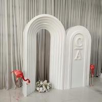 Arche de mariage moderne en métal avec support de toile de fond à design multi-niveaux pour banquets, fêtes, cabines photo et décorations événementielles