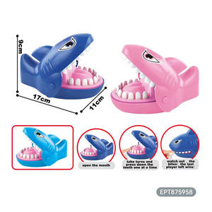 Promoción EPT artículos de 1 dólar juguetes boca de cocodrilo Croc juguete morder <span class=keywords><strong>dedo</strong></span> juego para niños familia reunión dientes Juguetes - Product Image 4