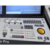Console d'éclairage de scène Avolite Titan V18 I7+8G Sapphire Pro DMX avec deux écrans tactiles de 15,6 pouces, extensible, 64 sorties univers, 15