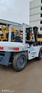 Carretilla elevadora de contrapeso usada TCM original de 8 toneladas, elevación de 3m con gran capacidad de carga, carretilla elevadora diésel TCM FD80 de segunda mano - Product Image 3