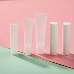 Benutzer definierte Kunststoff leer 10ml Squeeze Balsam Lippen Tube Verpackung Glanz Lippenstift Kosmetik Tuben mit Logo