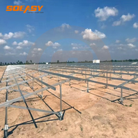 SOEASY Système de montage au sol solaire en aluminium de type N pour panneaux photovoltaïques en champ ouvert, structure de montage au sol pour utilisation agricole et industrielle