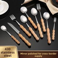 Ensemble d'ustensiles de table en acier inoxydable avec étui de rangement, compatible lave-vaisselle, finition miroir pour la maison, la cuisine et les restaurants